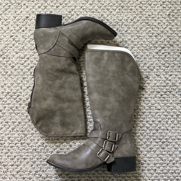 Madden Girl Shoes - Madden Girl Zippered Boots
